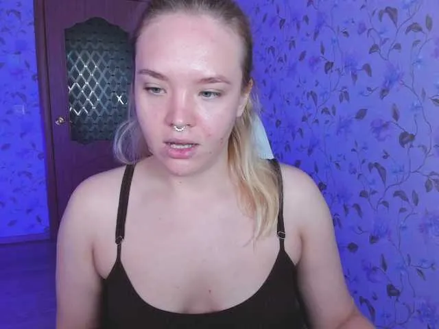 Live sex webcam photo for EvaRose #291096304