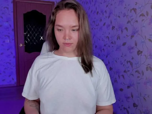 Live sex webcam photo for EvaRose #291390332