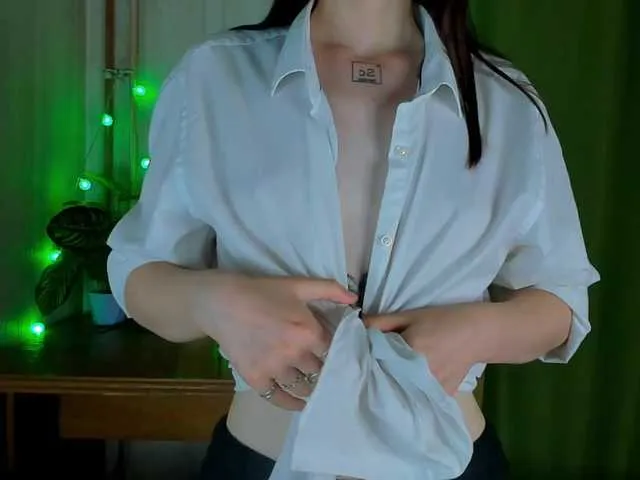 Live sex webcam photo for EvaSari #274180734