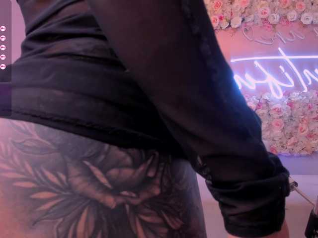 Live sex webcam photo for EvaScott #289949031