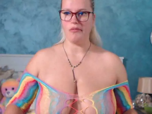 Live sex webcam photo for EvaSin25 #276673756