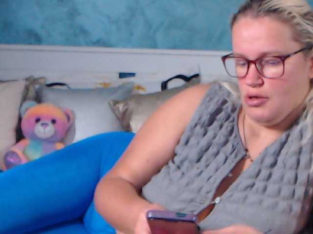 Live sex webcam photo for EvaSin25 #276724437