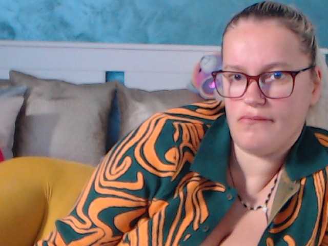 Live sex webcam photo for EvaSin25 #276829803