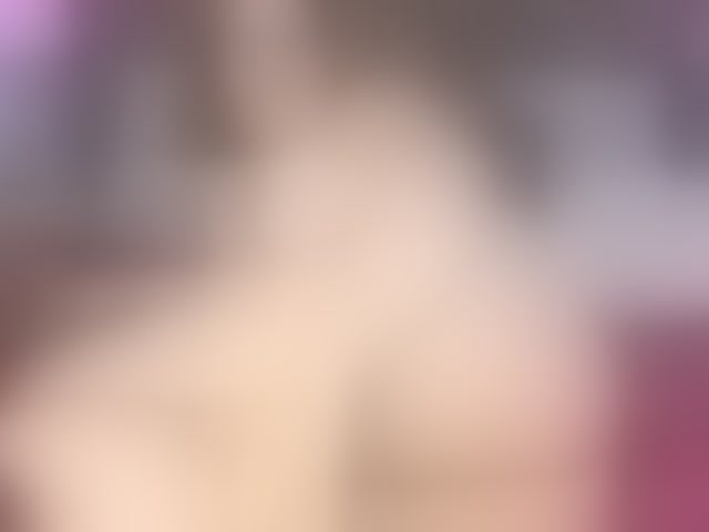 Live sex webcam photo for EvaSterling #294292134