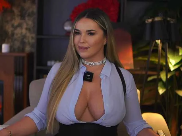 Live sex webcam photo for EvaSunderland #293339189