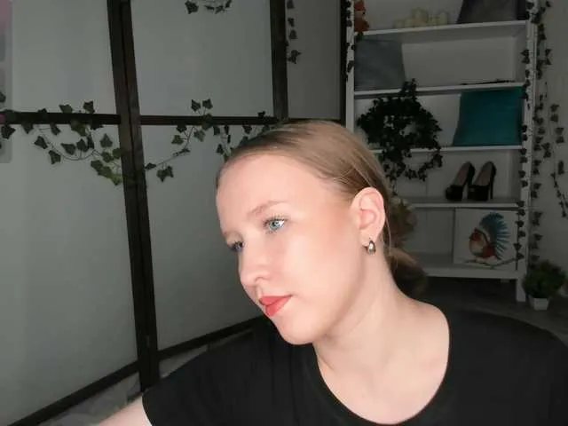 Live sex webcam photo for EvaSweet #291503103