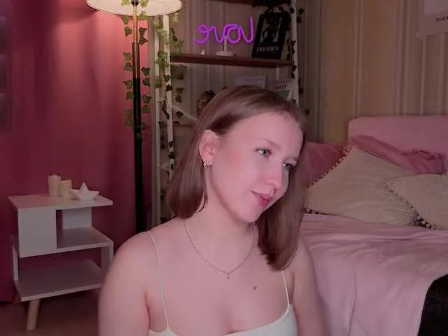 Live sex webcam photo for EvaSweet #291962958