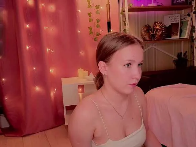 Live sex webcam photo for EvaSweet #292087921