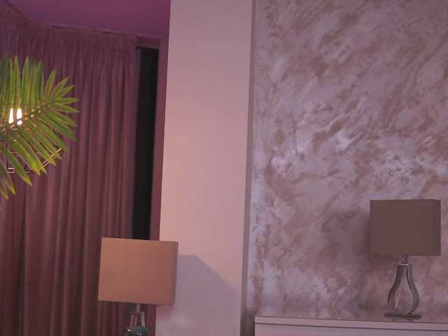 Live sex webcam photo for EvaTheStarx #277135968