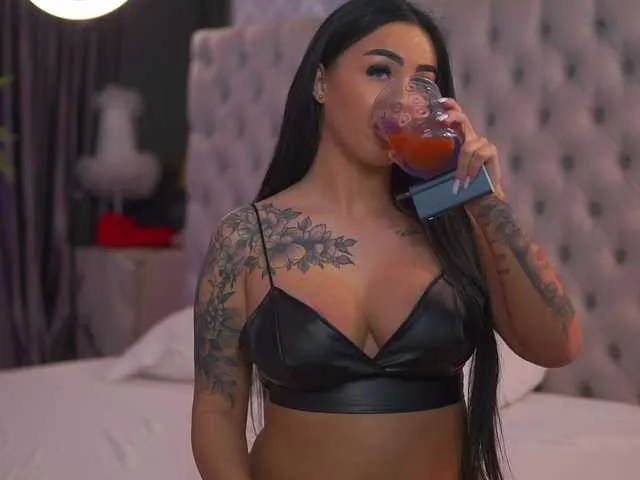 Live sex webcam photo for EvaTheStarx #277647826