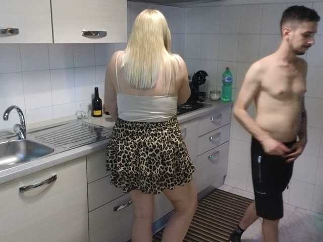 Live sex webcam photo for Evalogan24 #291210487