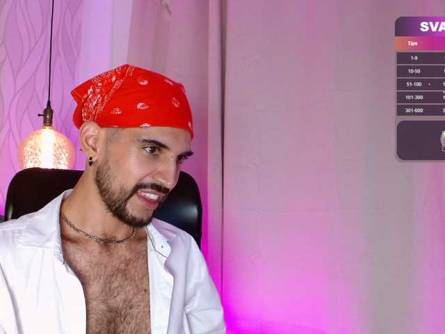 Live sex webcam photo for EvanKrentz #276387151