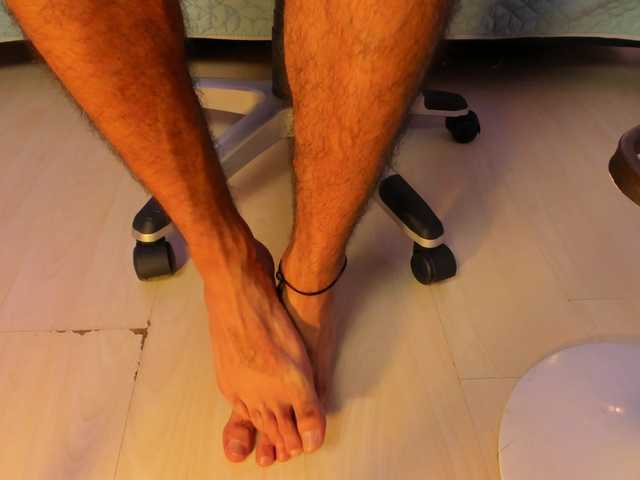 Live sex webcam photo for EvanKrentz #276435748