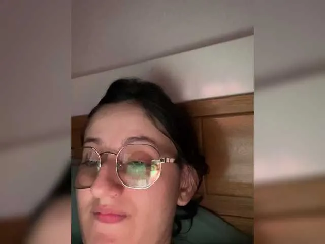 Live sex webcam photo for EvanShell1 #290493345