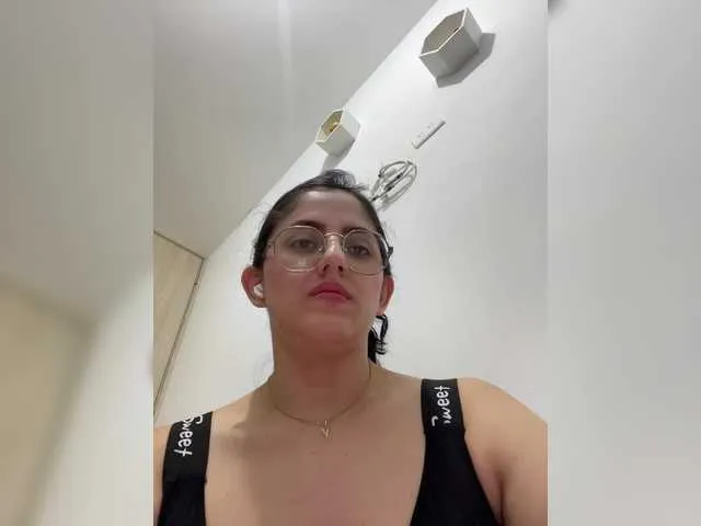 Live sex webcam photo for EvanShell1 #290573335