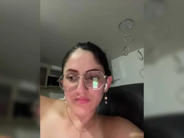 Live sex webcam photo for EvanShell1 #290785253