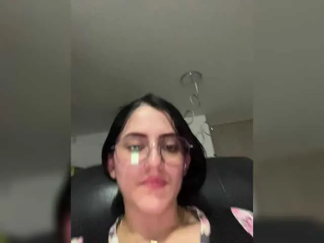 Live sex webcam photo for EvanShell1 #291296696