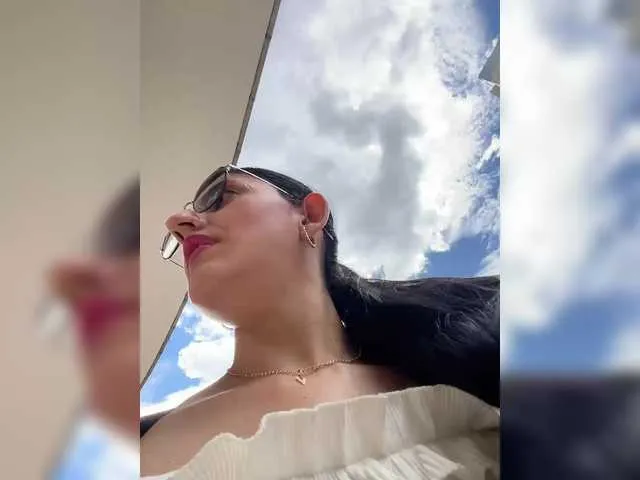 Live sex webcam photo for EvanShell1 #291355241