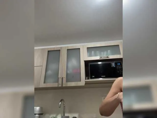 Live sex webcam photo for EvanShell1 #291477152