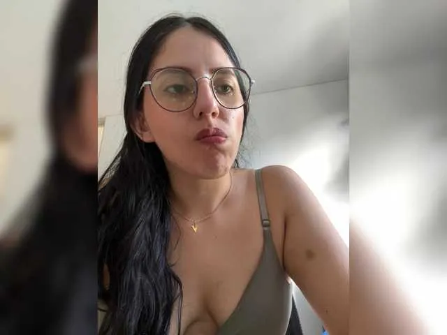 Live sex webcam photo for EvanShell1 #291921190