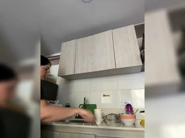 Live sex webcam photo for EvanShell1 #292009085