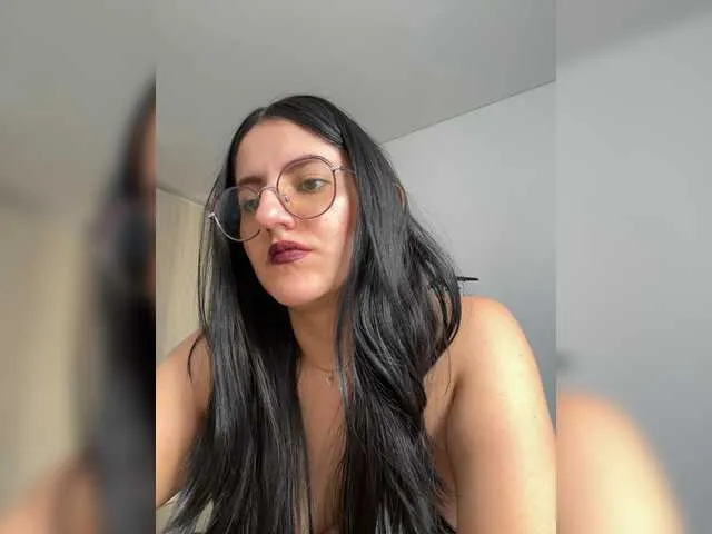 Live sex webcam photo for EvanShell1 #292042847