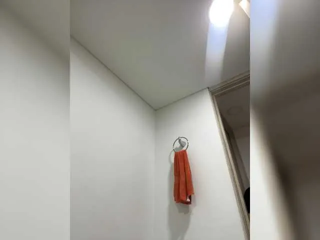 Live sex webcam photo for EvanShell1 #292048397