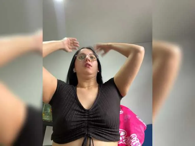 Live sex webcam photo for EvanShell1 #292102097