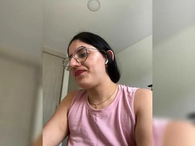 Live sex webcam photo for EvanShell1 #292170958