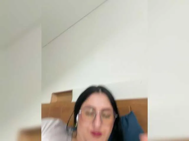 Live sex webcam photo for EvanShell1 #292316548