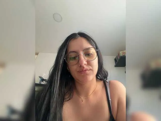 Live sex webcam photo for EvanShell1 #292328774