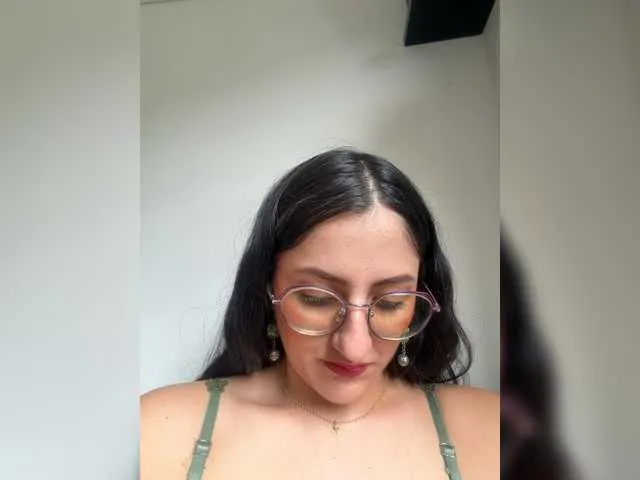 Live sex webcam photo for EvanShell1 #292337243