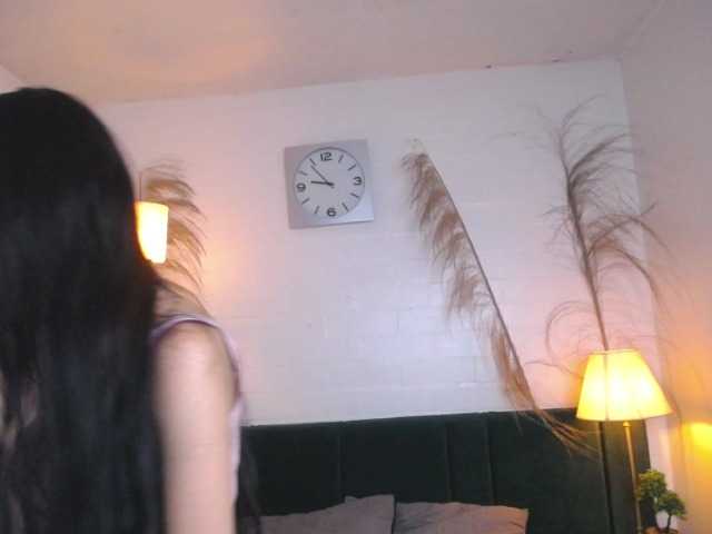 Live sex webcam photo for Evangeelin-hills #277792053