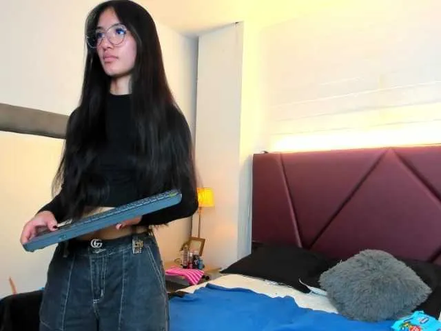 Live sex webcam photo for Evangeelin-hills #278264262