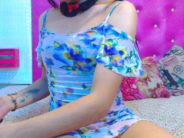 Live sex webcam photo for EvangelineFox #273460767