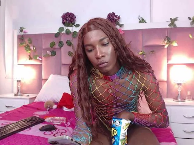 Live sex webcam photo for Evangely15 #276828061