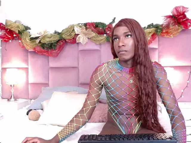 Live sex webcam photo for Evangely15 #277018362