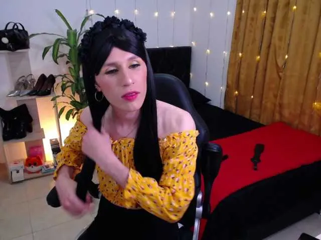 Live sex webcam photo for Evangheline-H #273965967