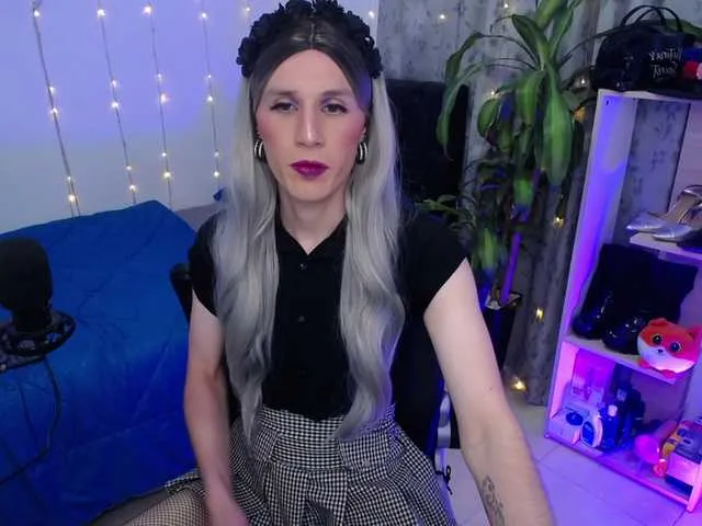 Live sex webcam photo for Evangheline-H #274431116