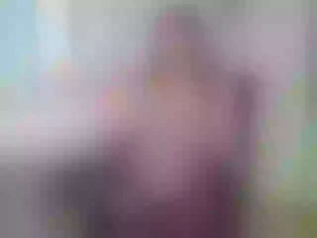 Live sex webcam photo for Evangheline-H #290454078