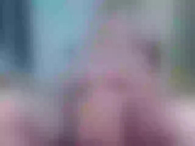 Live sex webcam photo for Evangheline-H #290603711