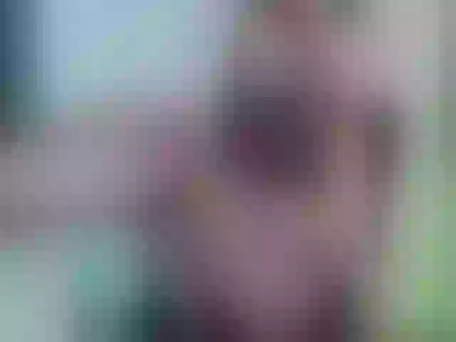 Live sex webcam photo for Evangheline-H #291024579