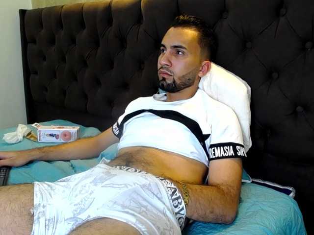 Live sex webcam photo for Evanmilk #275616626