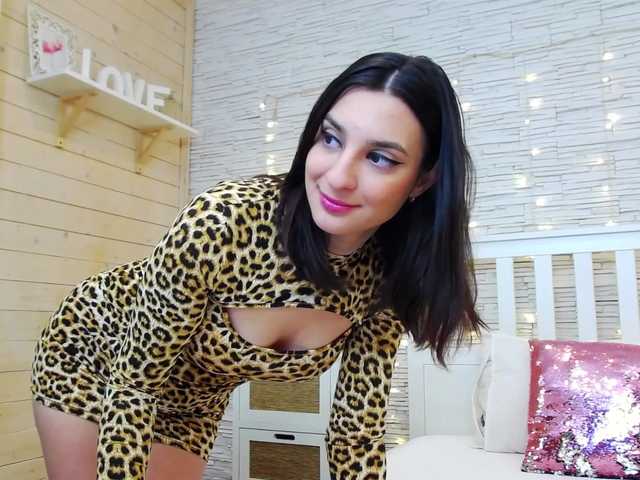 Live sex webcam photo for Eve-Lynne #272604782