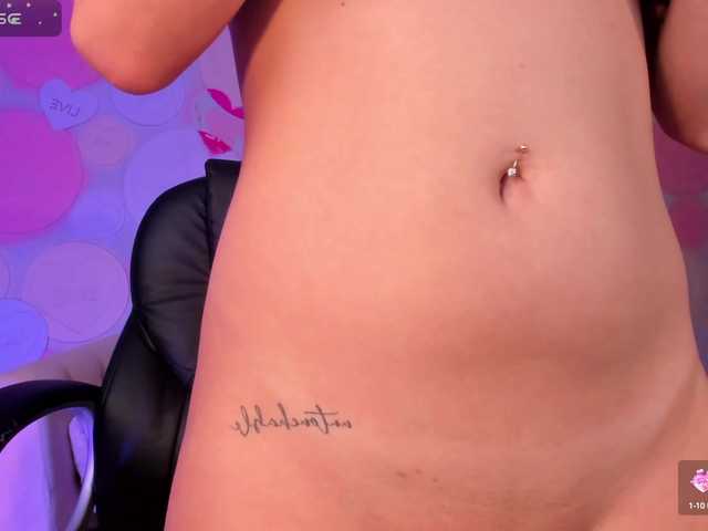 Live sex webcam photo for EveBenson #277810708