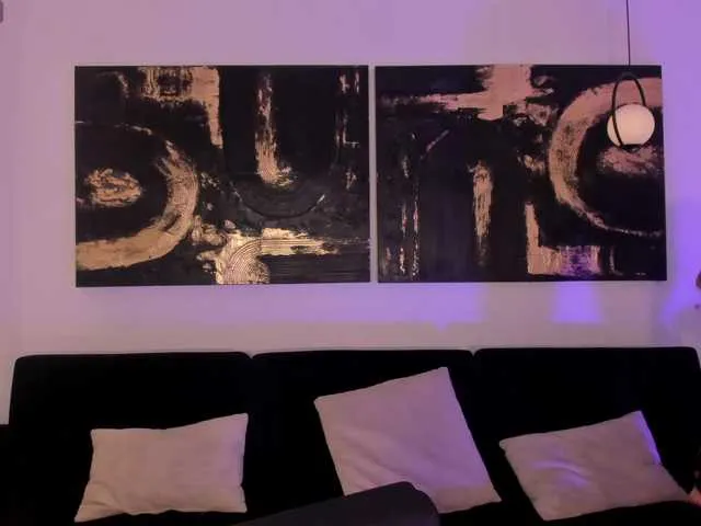 Live sex webcam photo for EveBenson #291844371