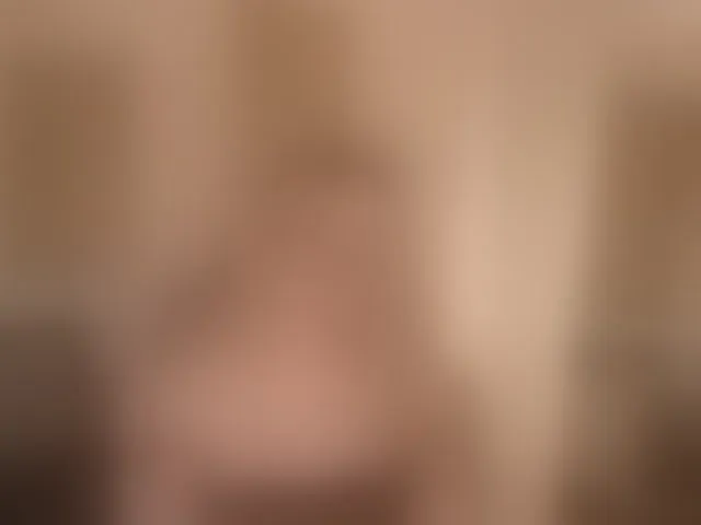 Live sex webcam photo for EveBenson #294162811