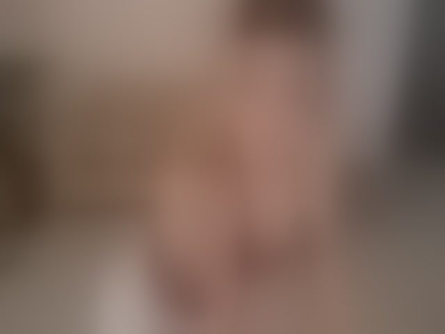 Live sex webcam photo for EveBenson #294334679