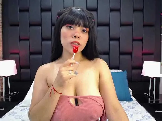 Live sex webcam photo for EveFranks #273336087