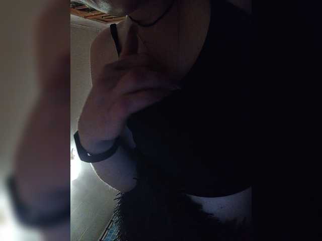 Live sex webcam photo for EveHugs #276893827